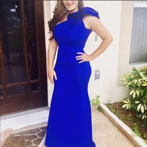 Beautiful evening dress (like new)